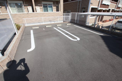 【駐車場】 | エレガント茱萸木Ⅱ