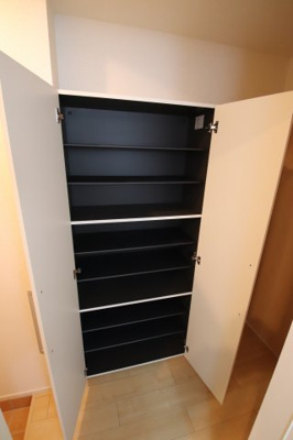 【収納】 | エレガント茱萸木Ⅱ | シューズボックス