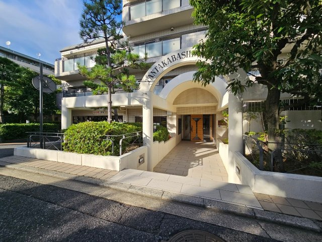 反高橋アーバンリズのエントランス