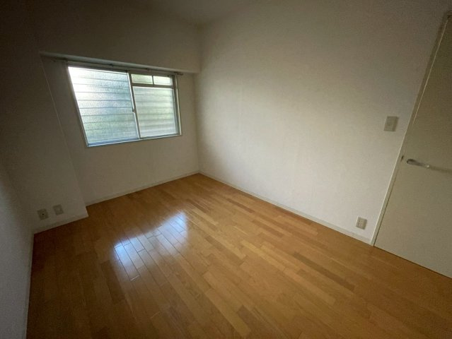 反高橋アーバンリズの居間・リビング