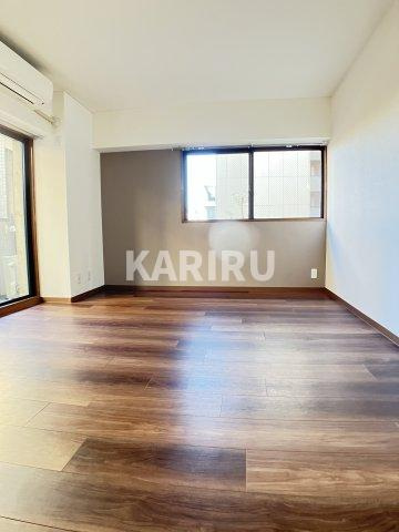 ラ・メゾン・フジの居間・リビング