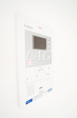 【セキュリティ】 | リブリ・キューブ | モニター付きインターホンです。