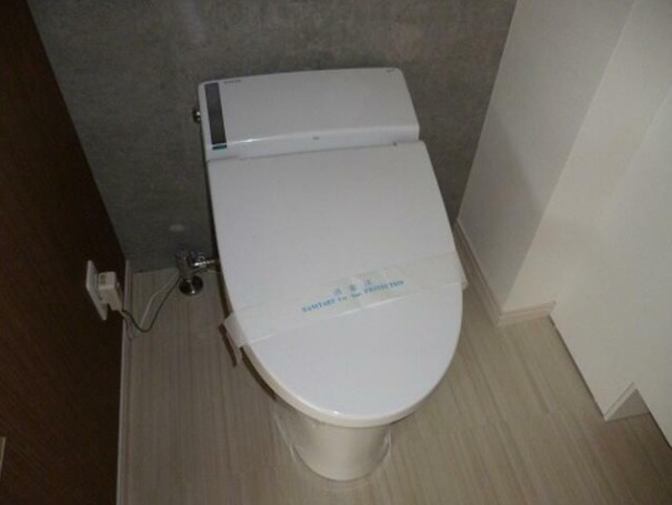 EL　COURT　WADAのトイレ