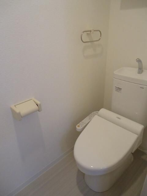 エリタージュ根岸のトイレ