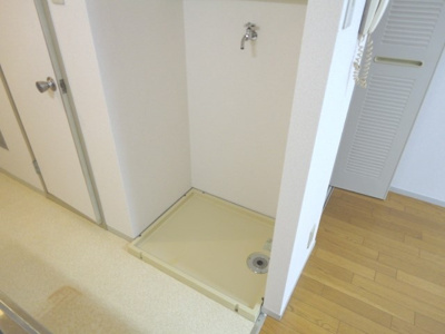 【設備】 | コーポ古谷 | 室内洗濯機置き場