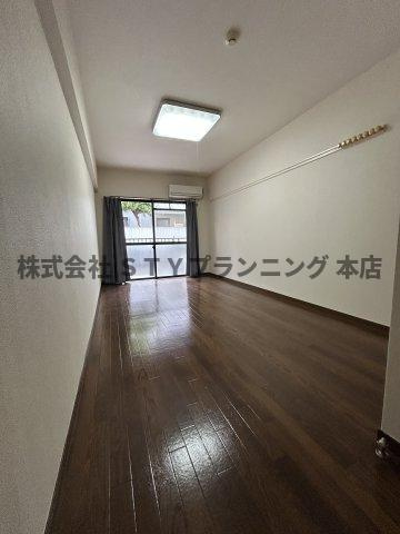 仲介手数料０円！ジュネス藤原の居間・リビング