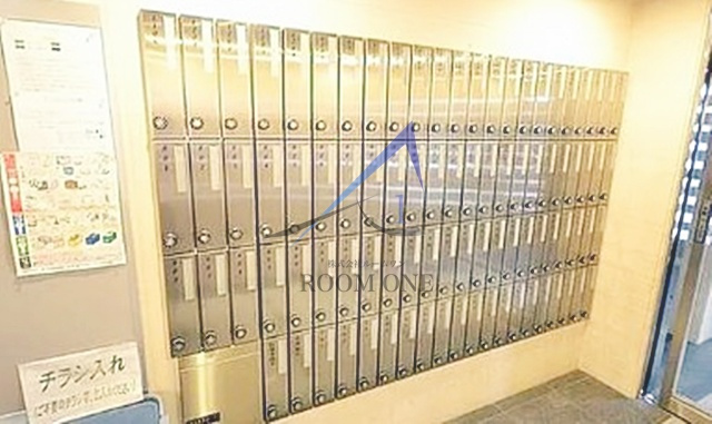 プレサンス本駒込アカデミアのその他共用部分|集合ポストです。