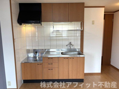 【キッチン】 | ラングウッド | 吊り戸棚付キッチン