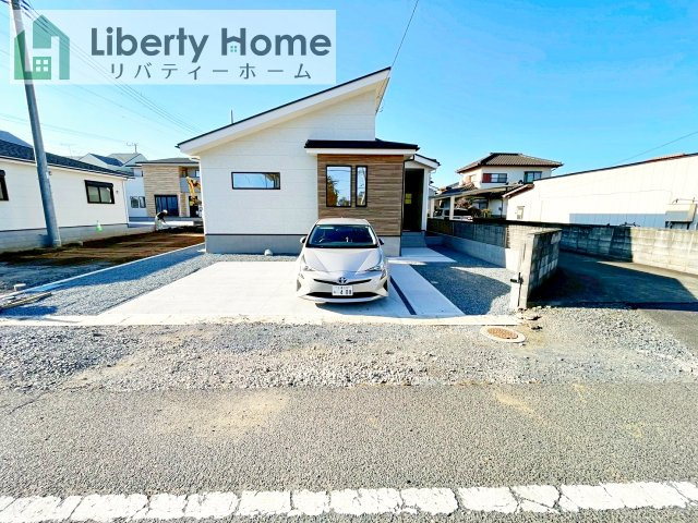 ひたちなか市足崎1期　新築戸建　2号棟の駐車場