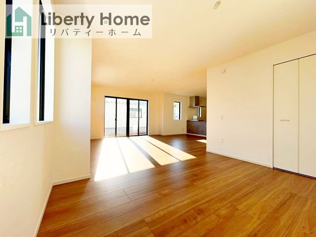 ひたちなか市足崎1期　新築戸建　2号棟の居間・リビング