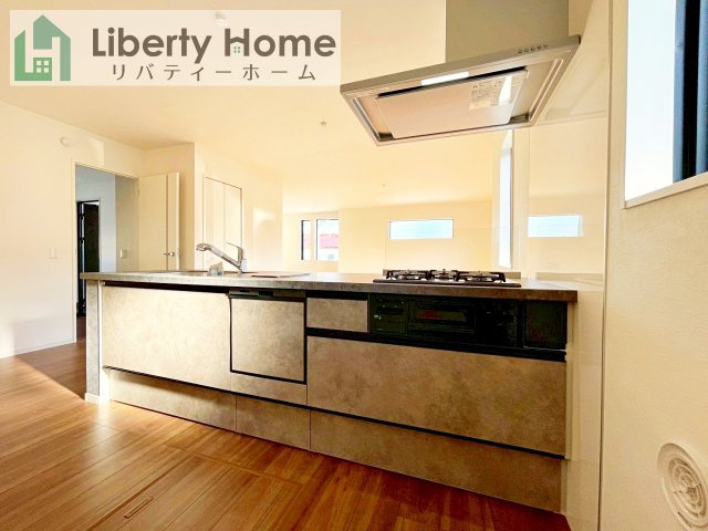 ひたちなか市足崎1期　新築戸建　2号棟のキッチン