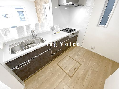 【キッチン】 | 【仲介手数料０円】茅ヶ崎市高田3丁目　新築一戸建て　2号棟　全2棟 | 茅ヶ崎市高田3丁目　新築一戸建て　2号棟　全2棟