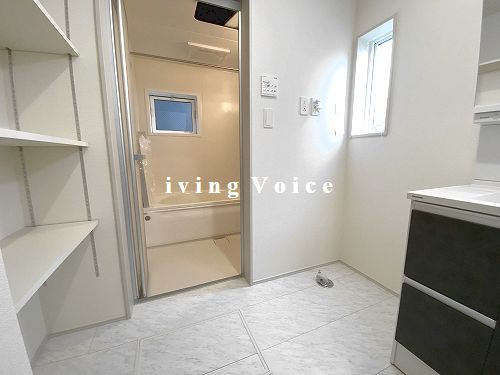 【脱衣所】 | 【仲介手数料０円】茅ヶ崎市高田3丁目　新築一戸建て　2号棟　全2棟 | 茅ヶ崎市高田3丁目　新築一戸建て　2号棟　全2棟