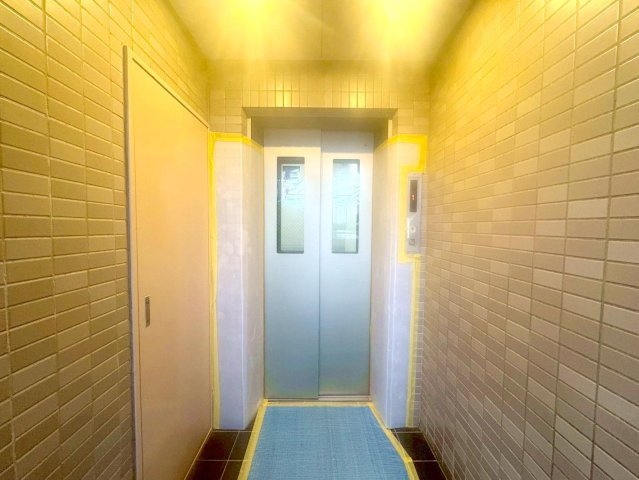 ファミール新小岩のその他共用部分|【エレベーター完備】管理・点検が行き届いた安心安全の共用設備です♪