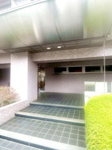 ファミール新小岩のエントランス