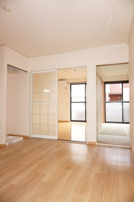 【居間・リビング】 | サンクレストB | サンクレストB　ダイニング