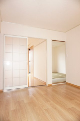 【居間・リビング】 | サンクレストB | サンクレストB　ダイニング