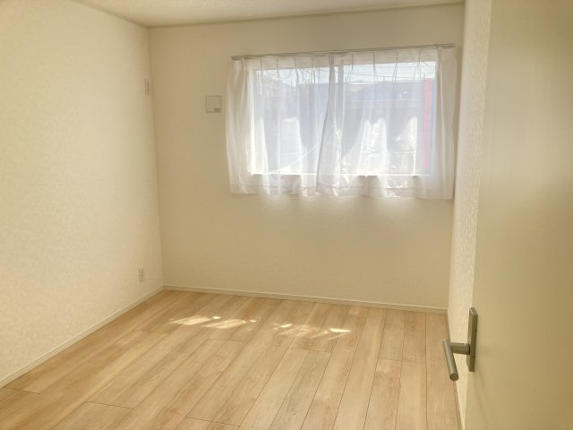 クレイドルガーデン前橋市粕川町新屋第２　3号棟の洋室|２階洋室３です♪