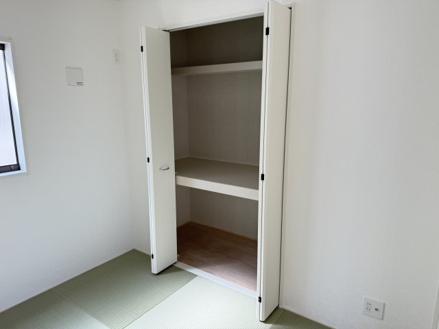 クレイドルガーデン前橋市粕川町新屋第２　3号棟の収納|和室にも収納スペースがあります！