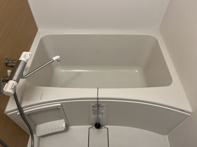 ネストプラス浜田の浴室