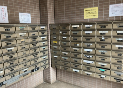 【外観】 | エステ・スクエア小田急相模原ステージⅠ | ＳＲＣ造は強度や耐震性の面でもRC造と比べて優れています。そのため、10階建以上の高層または超高層マンションなどの建築にも多く採用されています。柱や梁などのサイズが小さくても高い耐震性を確保できます。