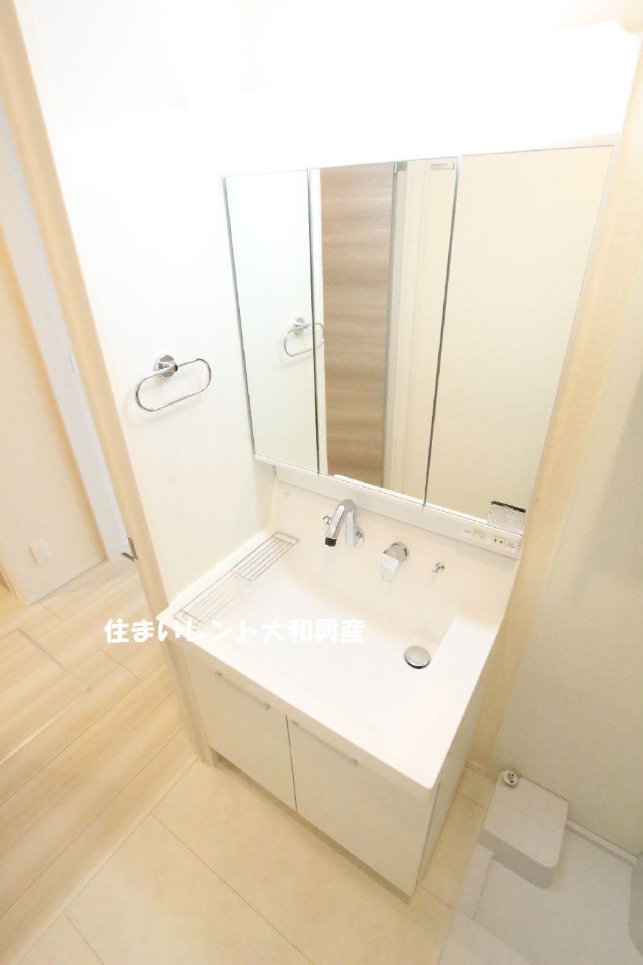 D-room樹・旭町の玄関