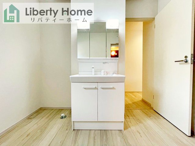 ひたちなか市足崎1期　新築戸建　4号棟の独立洗面台