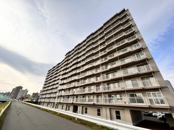 ラポール大通東の画像