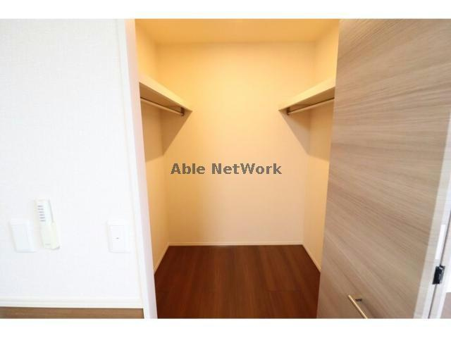 ルミウス（宮中）Bの収納|ウォークインクローゼット