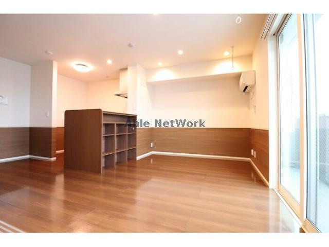 ルミウス（宮中）Bの居間・リビング|１１．８帖のLDK