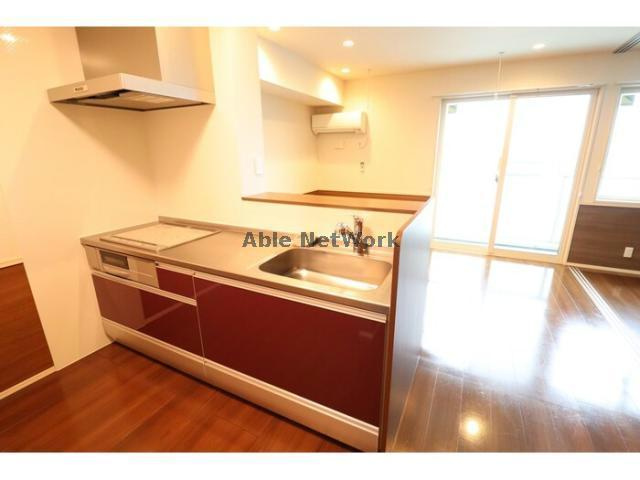 ルミウス（宮中）Bのキッチン|IHコンロ＆グリル付きカウンターキッチン