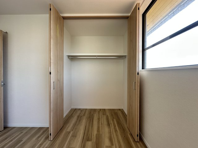 神戸市須磨区北落合5丁目戸建の収納