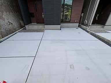 安芸郡府中町八幡３丁目の駐車場