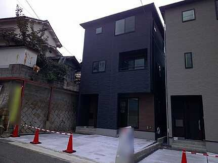 安芸郡府中町八幡３丁目の外観