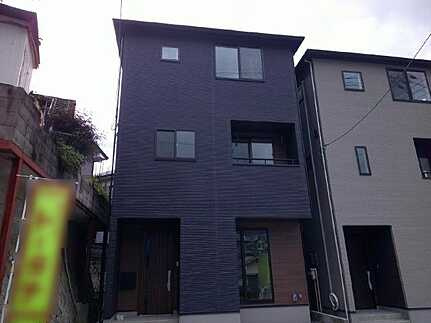 安芸郡府中町八幡３丁目の外観