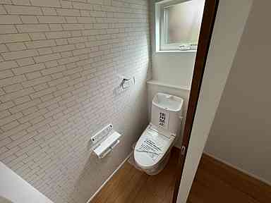 安芸郡府中町八幡３丁目のトイレ