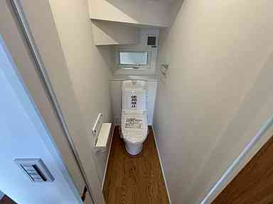 安芸郡府中町八幡３丁目のトイレ
