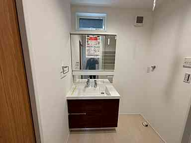 安芸郡府中町八幡３丁目の独立洗面台