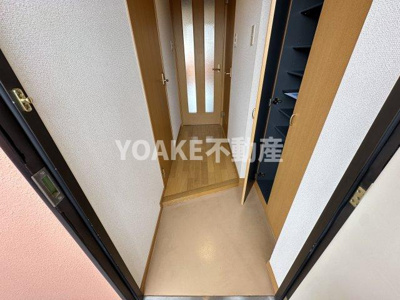 【玄関】 | ルネス・カトー弐番館 | 画像は別部屋のものです。現況優先。