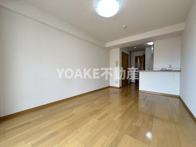 【居間・リビング】 | ルネス・カトー弐番館 | 画像は別部屋のものです。現況優先。