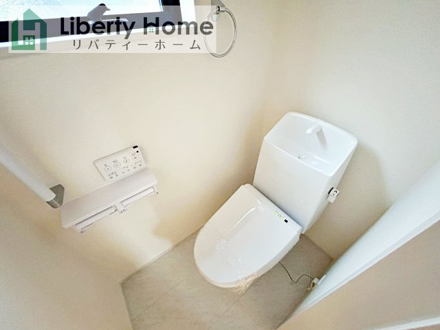 ひたちなか市足崎19期　新築戸建　1号棟のトイレ