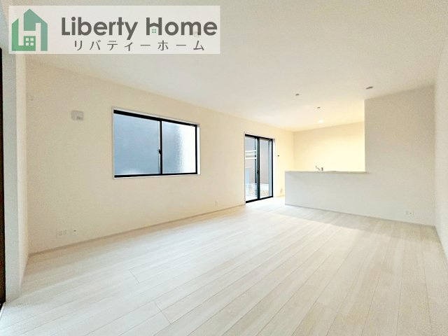 ひたちなか市足崎19期　新築戸建　1号棟の居間・リビング