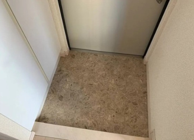 【玄関】 | ガレリア東新宿