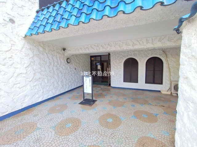 秀和東荻窪レジデンスのエントランス