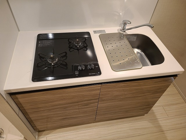 ＡＺＥＳＴ川口のキッチン|★２口ガスシステムキッチン・都市ガス仕様★