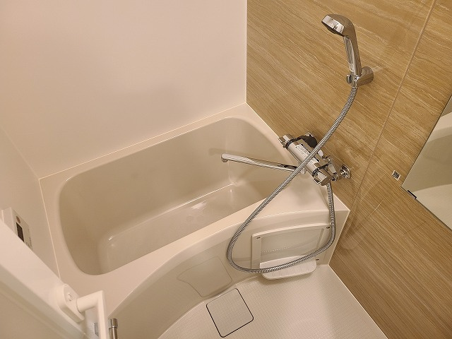 ＡＺＥＳＴ川口の浴室|★新品のバスルーム・浴室乾燥機付き。★