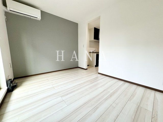 ルーナクレシェンテ新丸子の居間・リビング