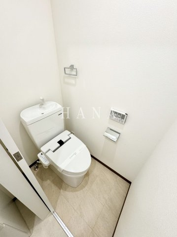 ルーナクレシェンテ新丸子のトイレ