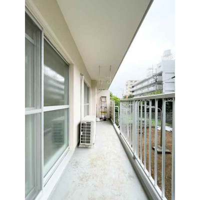【バルコニー】 | グリーンコーポ川口B棟 | お洗濯にも便利なバルコニー付き