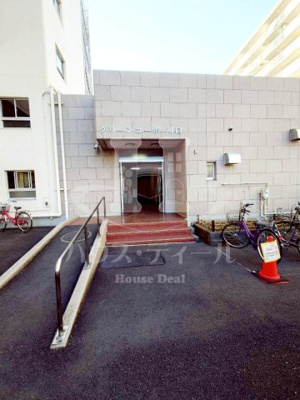 【エントランス】 | グリーンコーポ川口B棟 | 建物の内部です